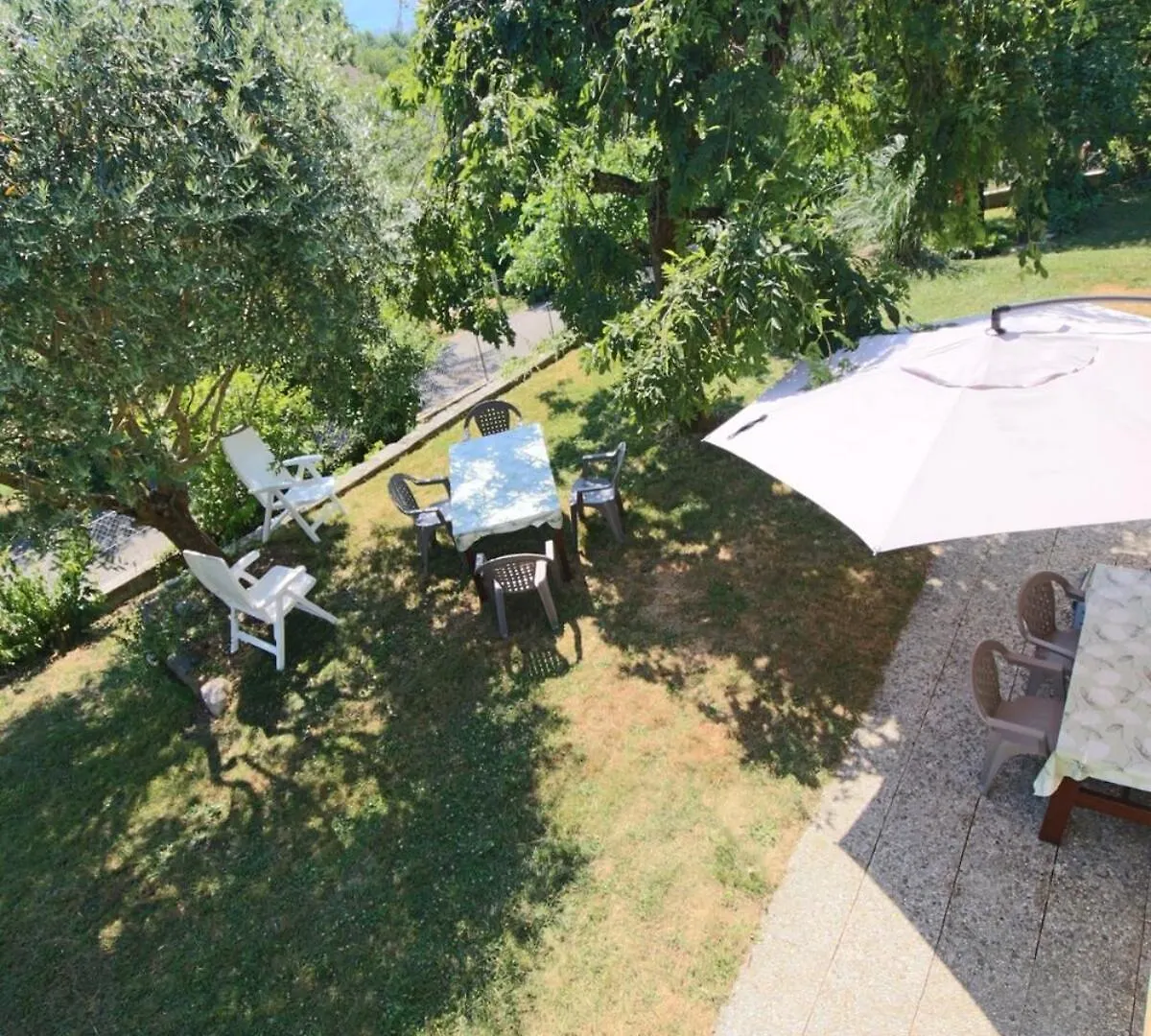 Villa 120 m2 Fauvette 4 chambres avec garage au calme Gresy-sur-Aix Holiday home